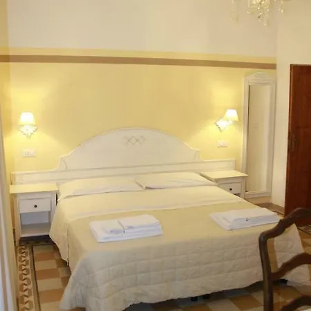 Domo Florenzia Bed and Breakfast