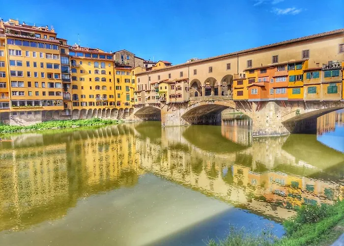 Domo Florenzia Bed & Breakfast 4*
